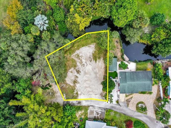 27075 Orange Court DR, BONITA SPRINGS, FL 34135