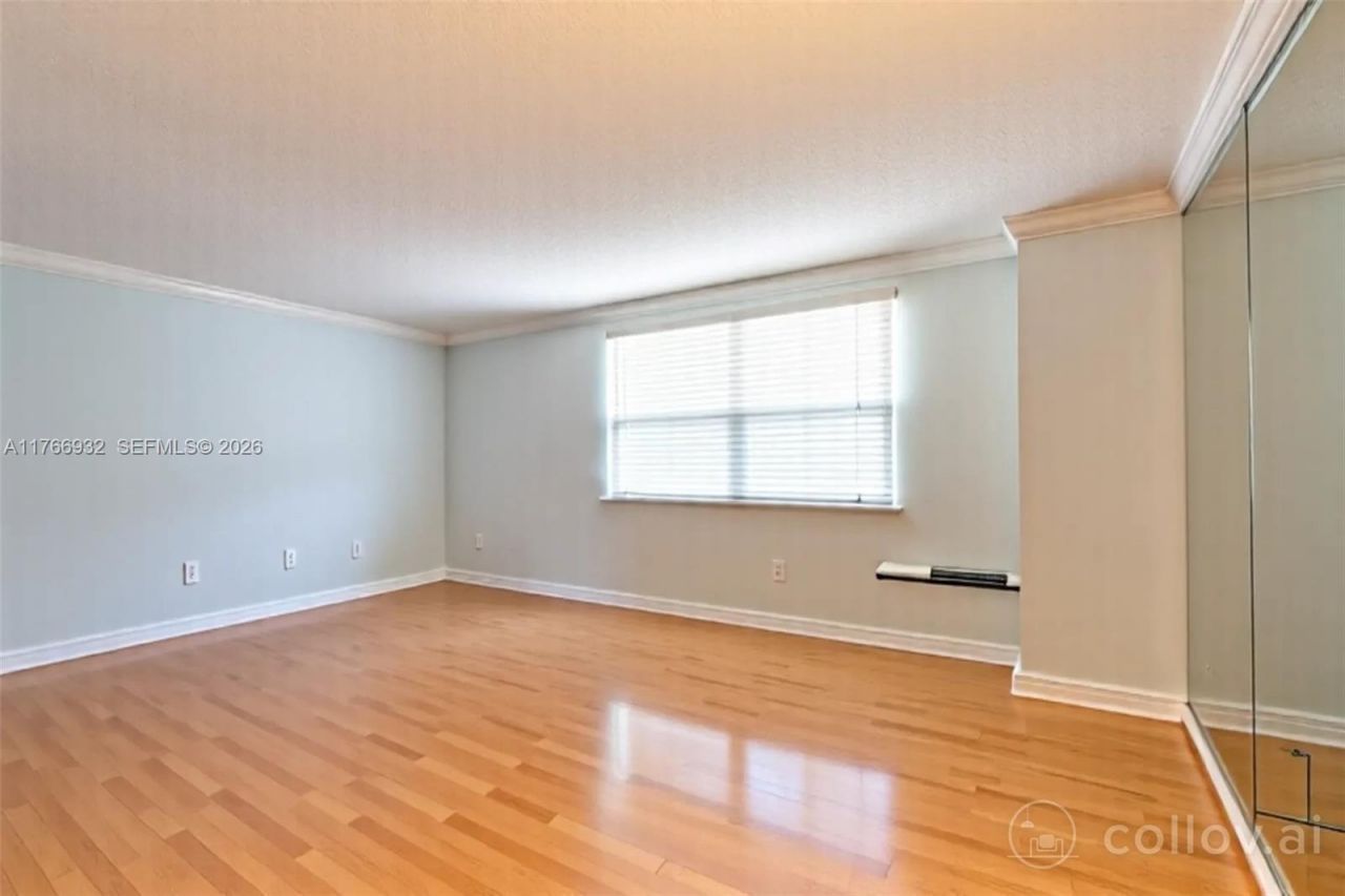 10140 W Bay Harbor Dr, Unit 502B, Bay Harbor Islands, FL 33154 Photo