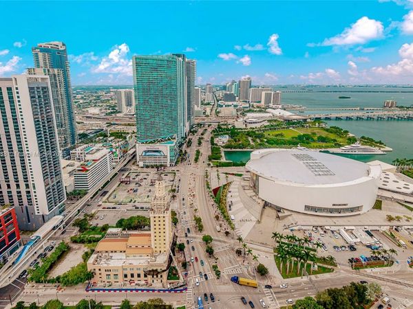 398 NE 5th St, Unit 4008, Miami, FL 33132