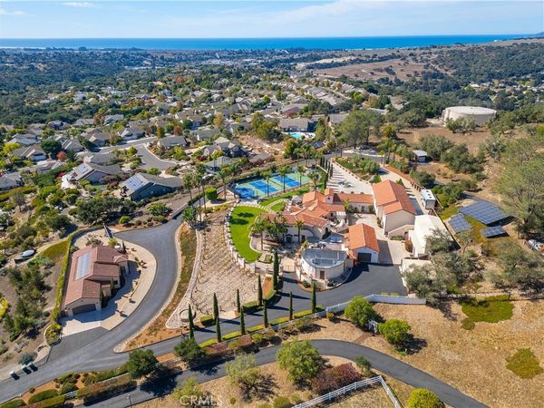 515 Windermere Lane, Arroyo Grande, CA 93420