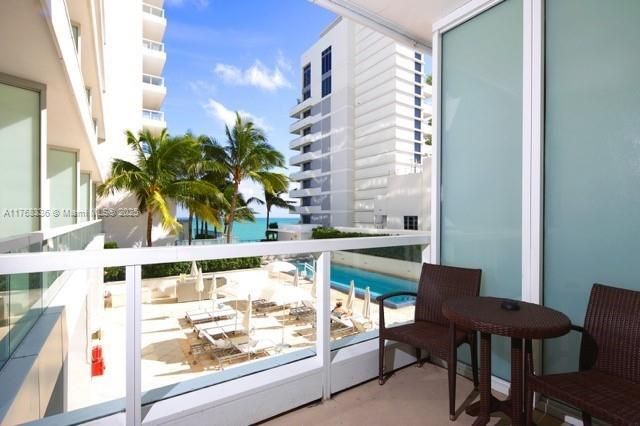 4391 Collins Ave, Unit 620, Miami Beach, FL 33140 Photo