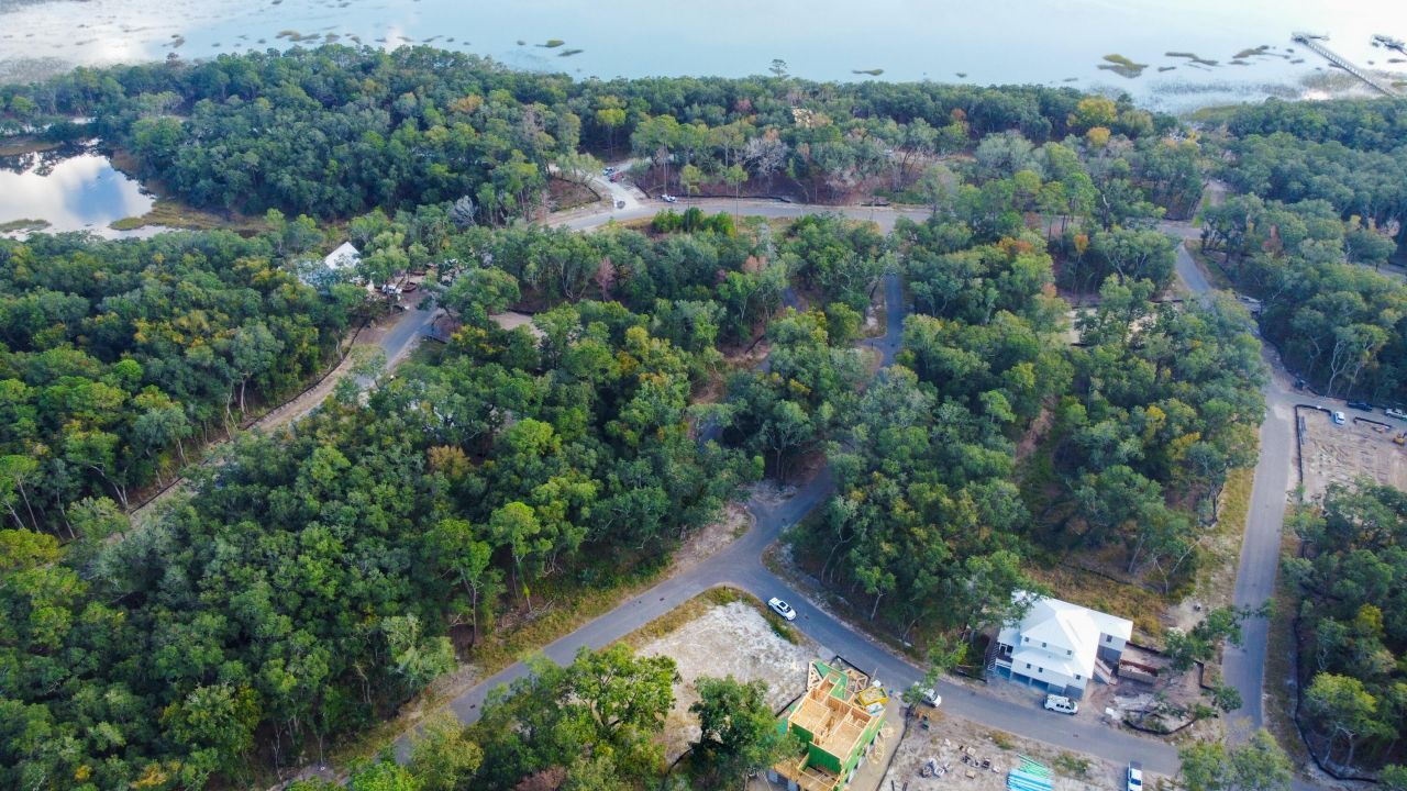 7021 Sounding Lane Photo 12