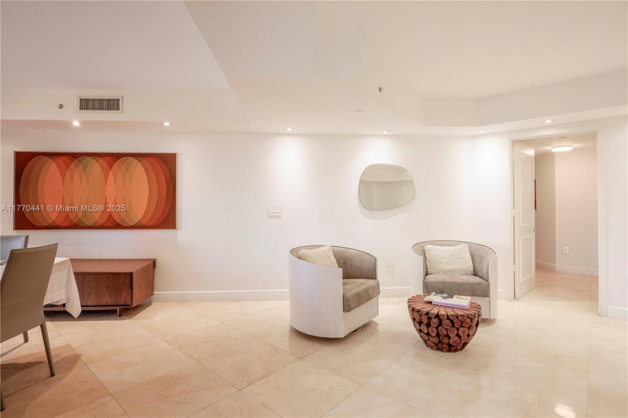 765 Crandon Blvd, Unit 307, Key Biscayne, FL 33149 Photo