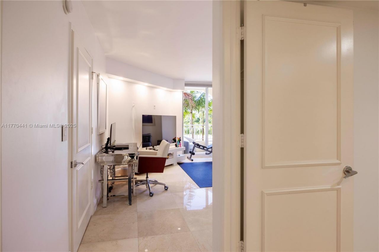 765 Crandon Blvd, Unit 307, Key Biscayne, FL 33149 Photo