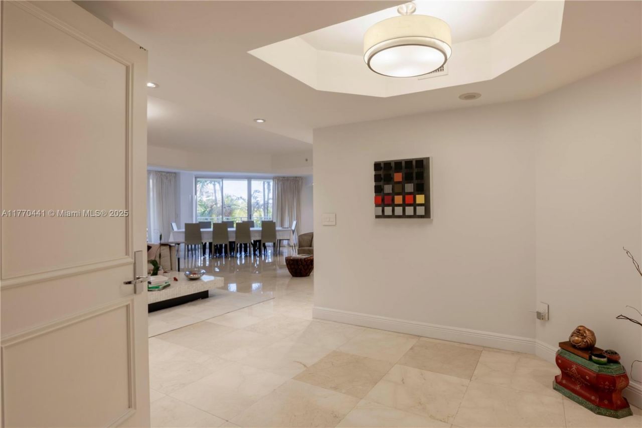 765 Crandon Blvd, Unit 307, Key Biscayne, FL 33149 Photo