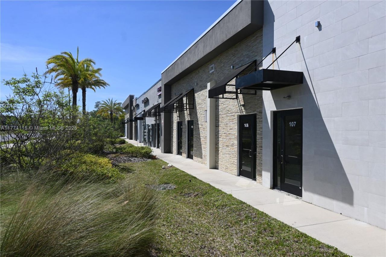3370 Rouse Rd, Unit 109, Orlando, FL 32817 Photo