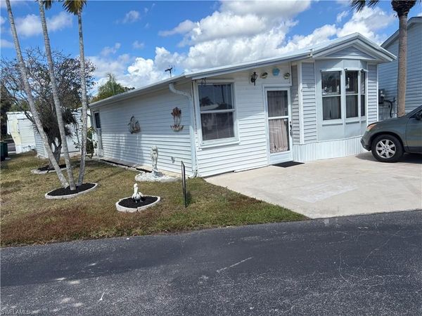4 Onyx DR, Unit 4O, NAPLES, FL 34114