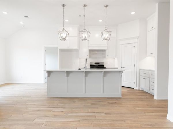 2240 NW 170th Street, Edmond, OK 73012