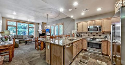 2100 North Village Drive, Truckee, CA 96961 Photo