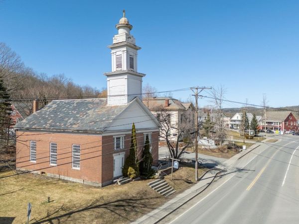 123 Main Street, Putney, VT 05346