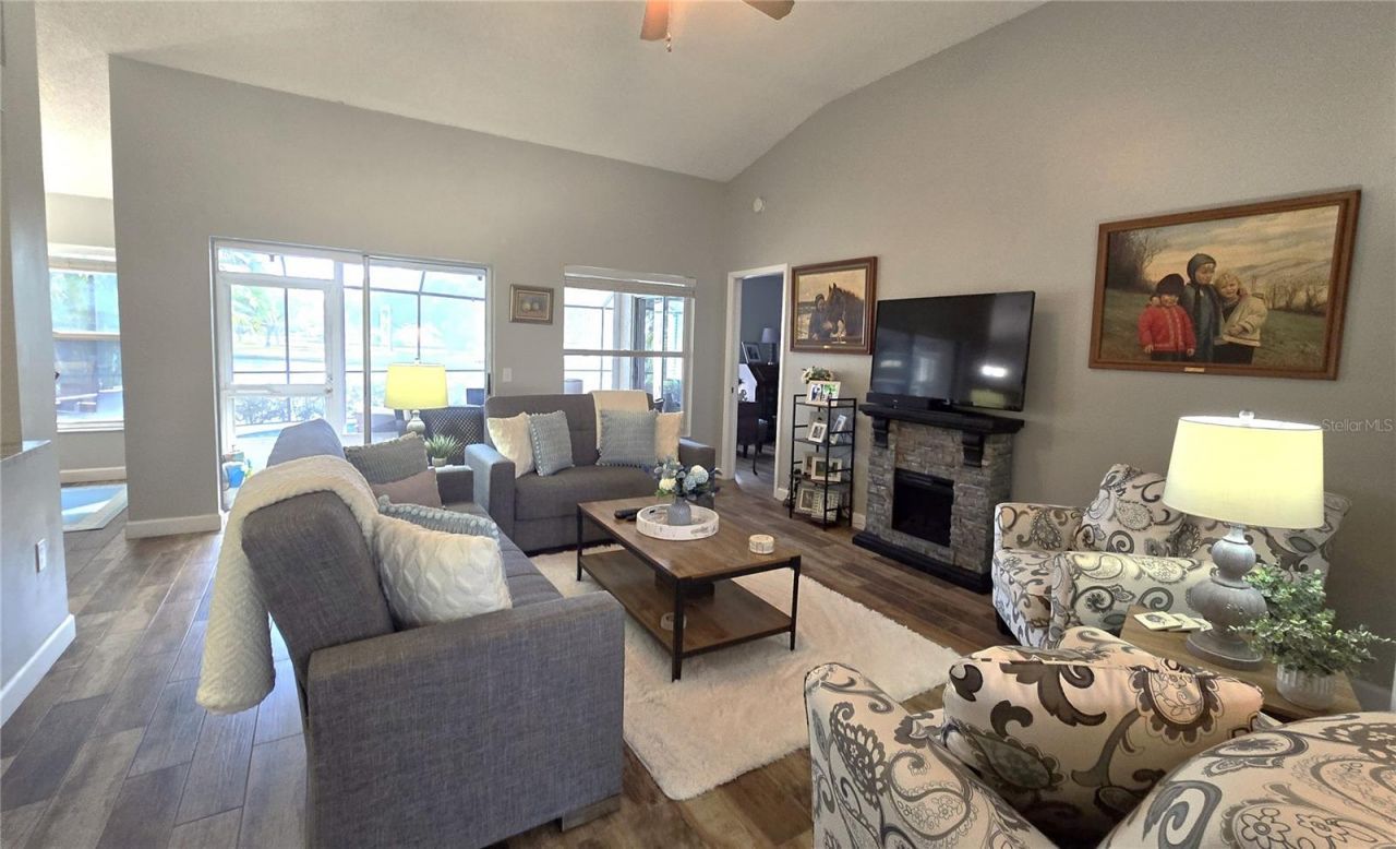 612 49th Street E, Bradenton, FL 34208 Photo