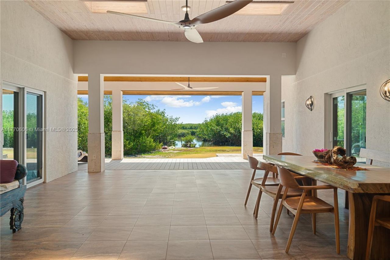 120 Coco Plum Rd S, Key Largo, FL 33037 Photo