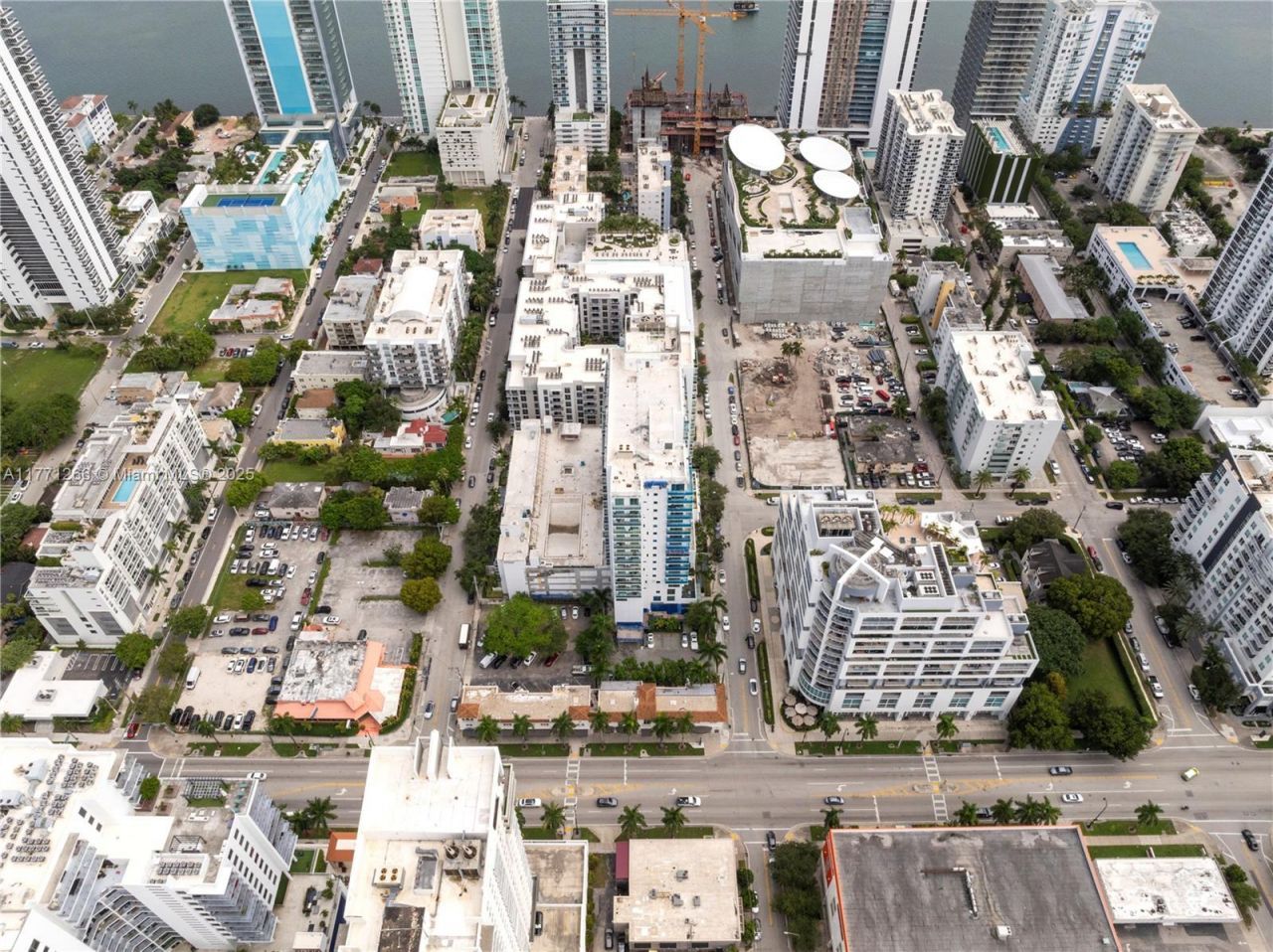 350 NE 24th St, Unit 1001, Miami, FL 33137 Photo