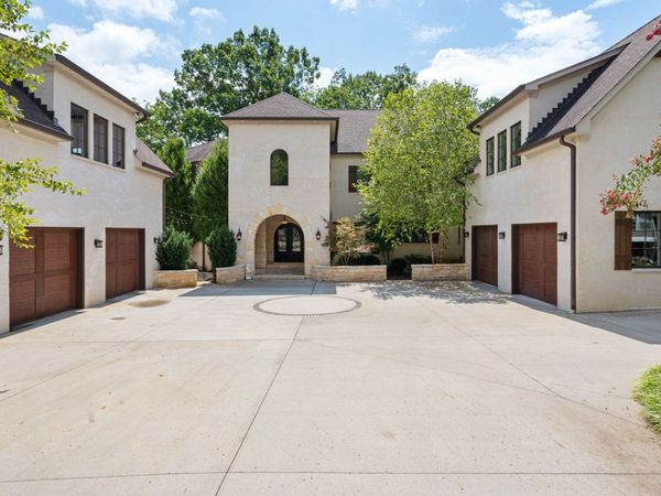 817 Burton Point Rd, Mount Juliet, TN 37122