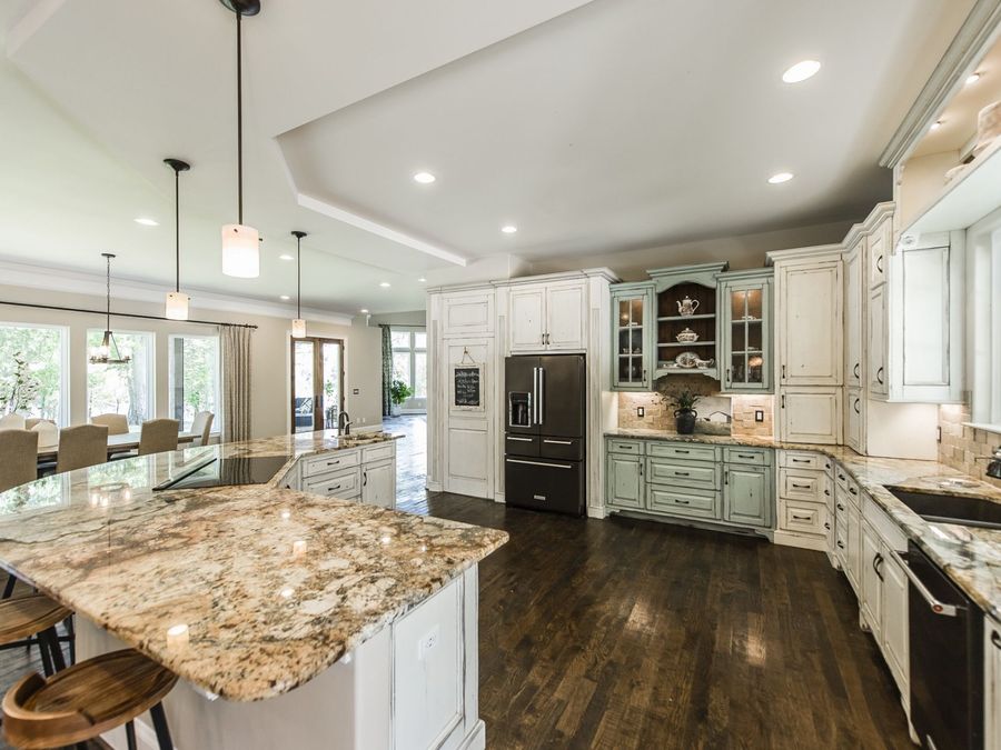 Property Image 6