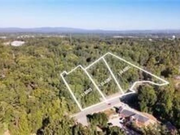 3060 Holly Springs Parkway, Canton, GA 30115