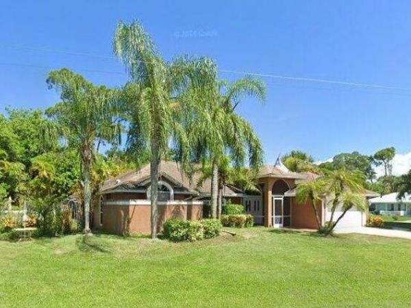 2312 SW Kent Circle, Port St. Lucie, FL 34953