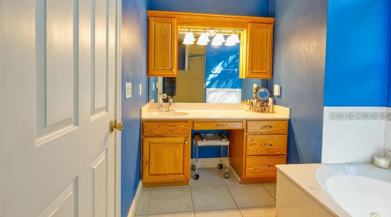 2312 SW Kent Circle, Port Saint Lucie, FL 34953 Photo