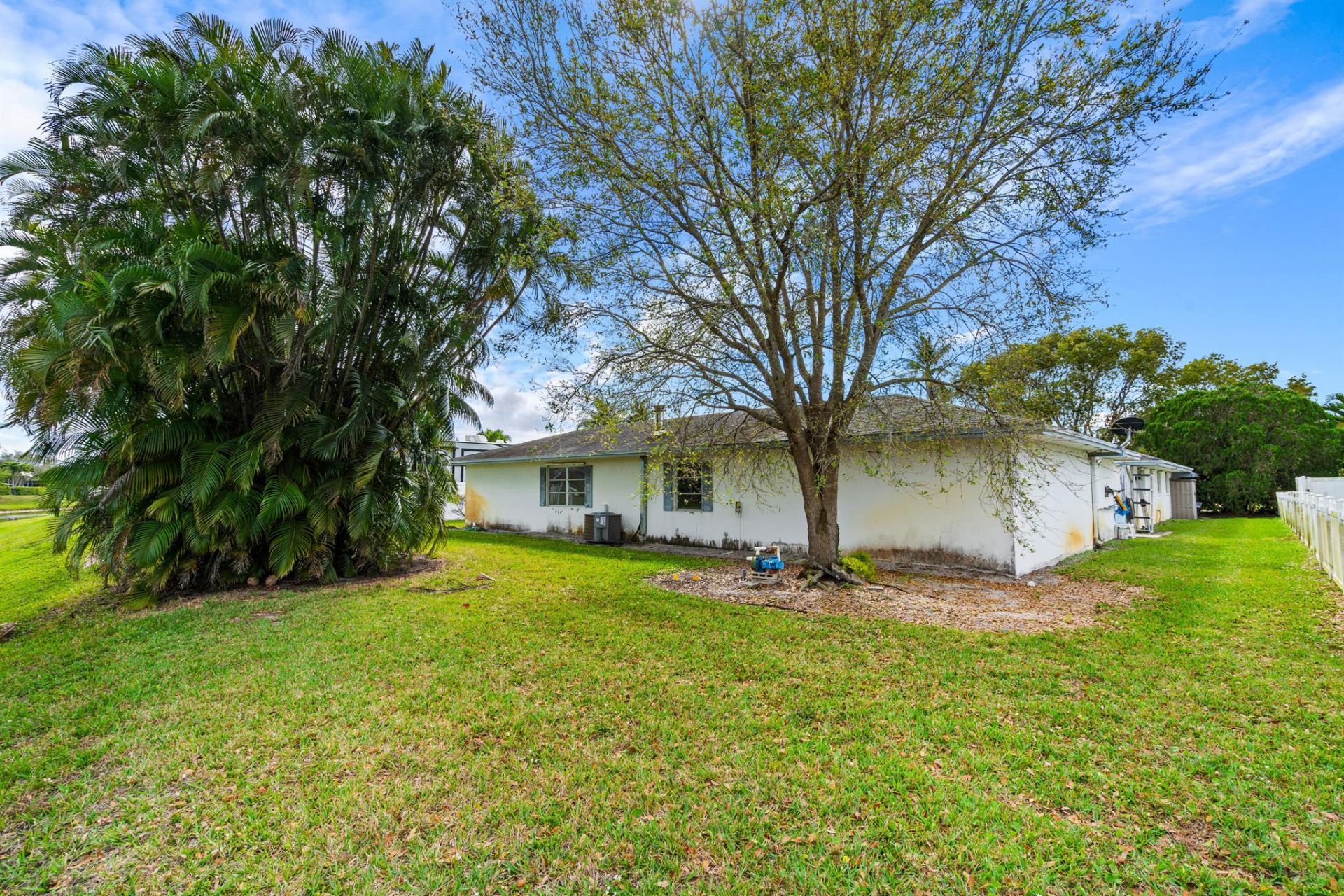 4705 Holly Drive, Palm Beach Gardens, FL 33418 Photo