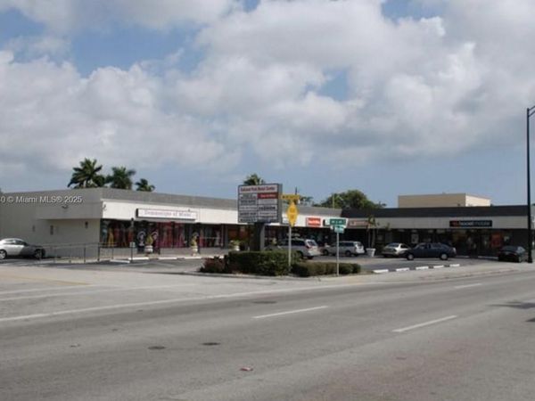 515 W Oakland Park Blvd, Oakland Park, FL 33311