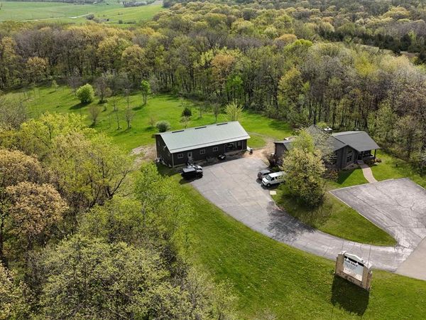 5140 Highway 20 West, GALENA, IL 61036