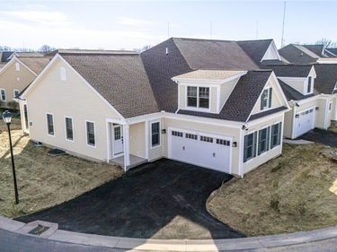 235 Bretlyn Cir, Rochester, NY 14618