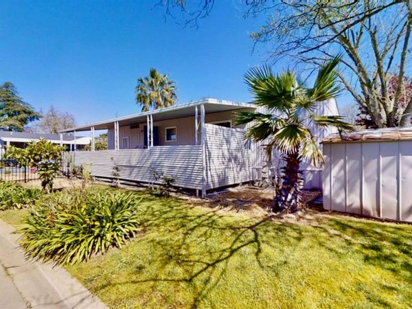 12 Commodore Ct, Sacramento, CA 95838