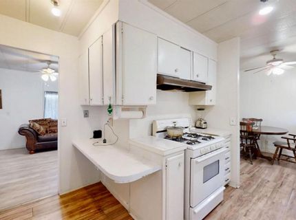 12 Commodore Ct, Sacramento, CA 95838 Photo