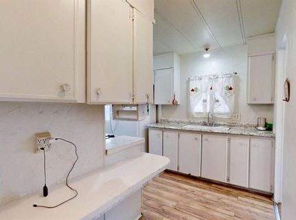 12 Commodore Ct, Sacramento, CA 95838 Photo