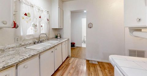 12 Commodore Ct, Sacramento, CA 95838 Photo