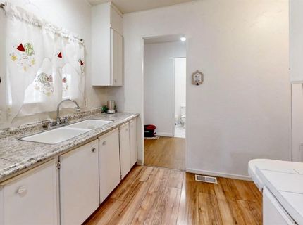 12 Commodore Ct, Sacramento, CA 95838 Photo