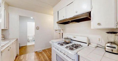 12 Commodore Ct, Sacramento, CA 95838 Photo