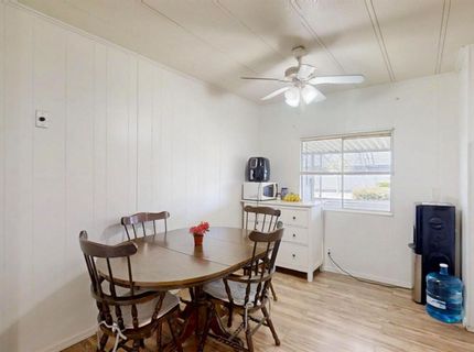 12 Commodore Ct, Sacramento, CA 95838 Photo