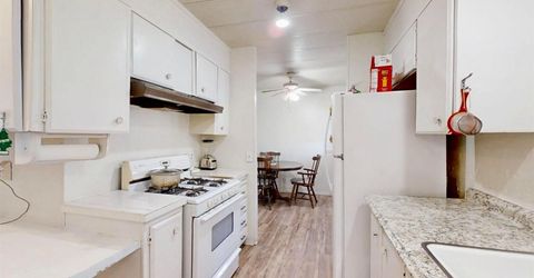 12 Commodore Ct, Sacramento, CA 95838 Photo