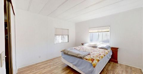 12 Commodore Ct, Sacramento, CA 95838 Photo