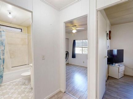 12 Commodore Ct, Sacramento, CA 95838 Photo