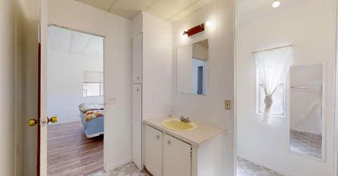 12 Commodore Ct, Sacramento, CA 95838 Photo