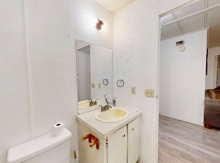 12 Commodore Ct, Sacramento, CA 95838 Photo