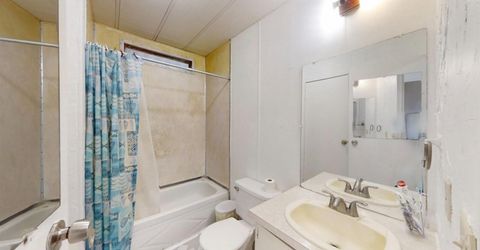 12 Commodore Ct, Sacramento, CA 95838 Photo