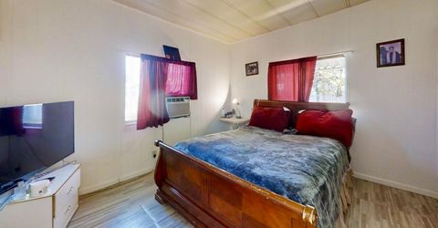 12 Commodore Ct, Sacramento, CA 95838 Photo