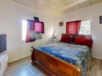 12 Commodore Ct, Sacramento, CA 95838 Photo