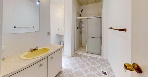 12 Commodore Ct, Sacramento, CA 95838 Photo