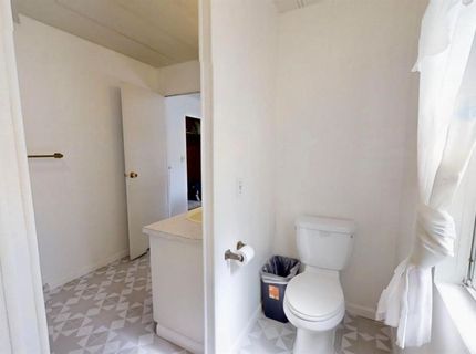 12 Commodore Ct, Sacramento, CA 95838 Photo