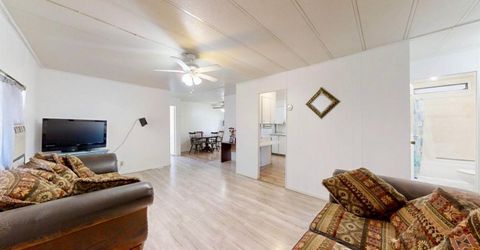 12 Commodore Ct, Sacramento, CA 95838 Photo