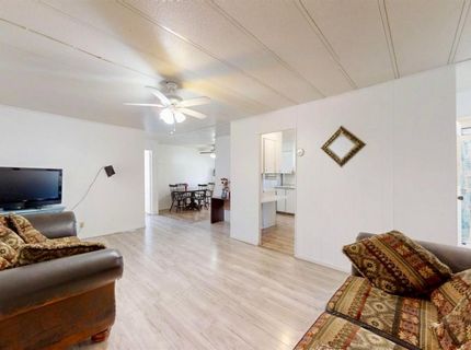 12 Commodore Ct, Sacramento, CA 95838 Photo