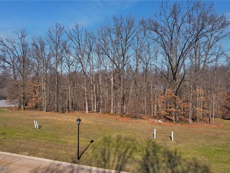 6378 Valley Ranch Drive, Garfield Heights, OH 44125 Photo 2