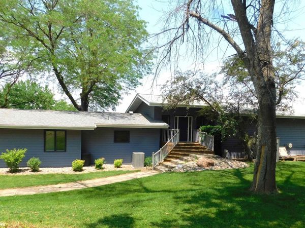 818 Charles Street, Denison, IA 51442