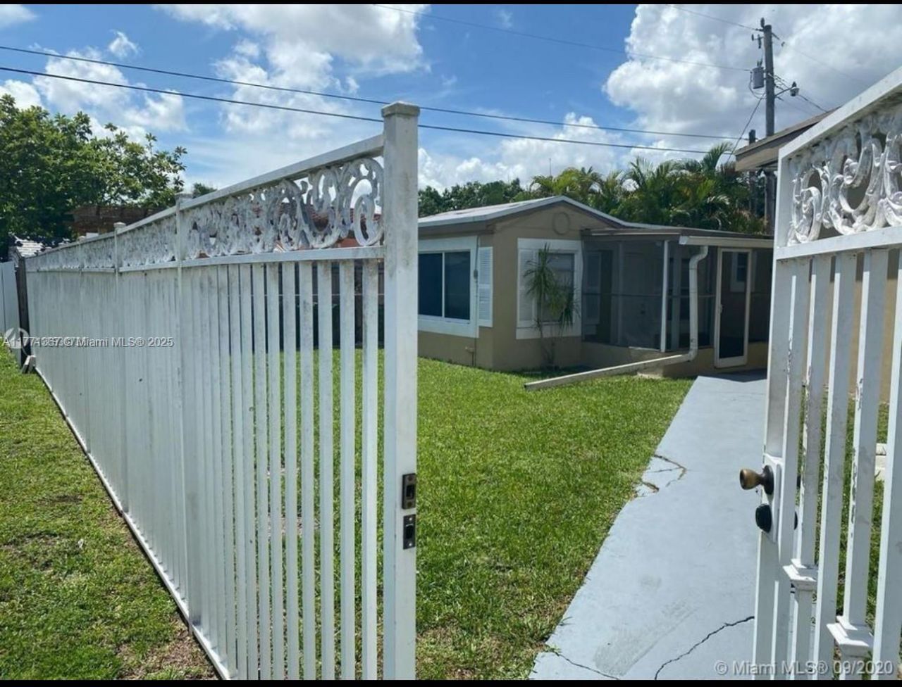 1730 SW 72nd Ct, Miami, FL 33155 Photo