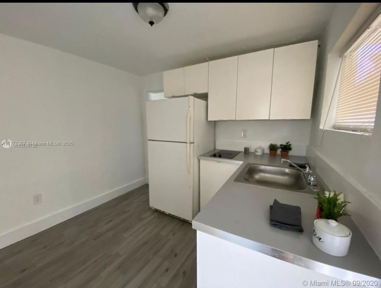 1730 SW 72nd Ct, Miami, FL 33155 Photo