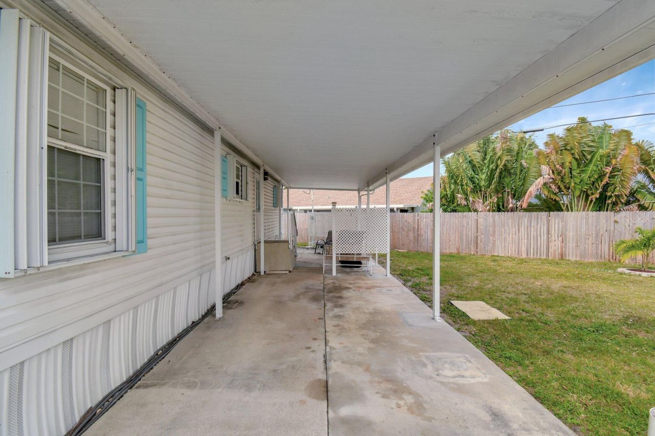 14567 Sunset Drive, Delray Beach, FL 33445 Photo